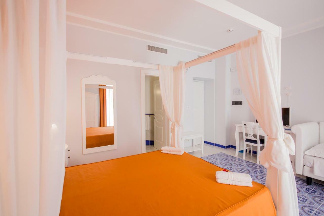 Odysseus Hotel Lipari  Eksteriør billede