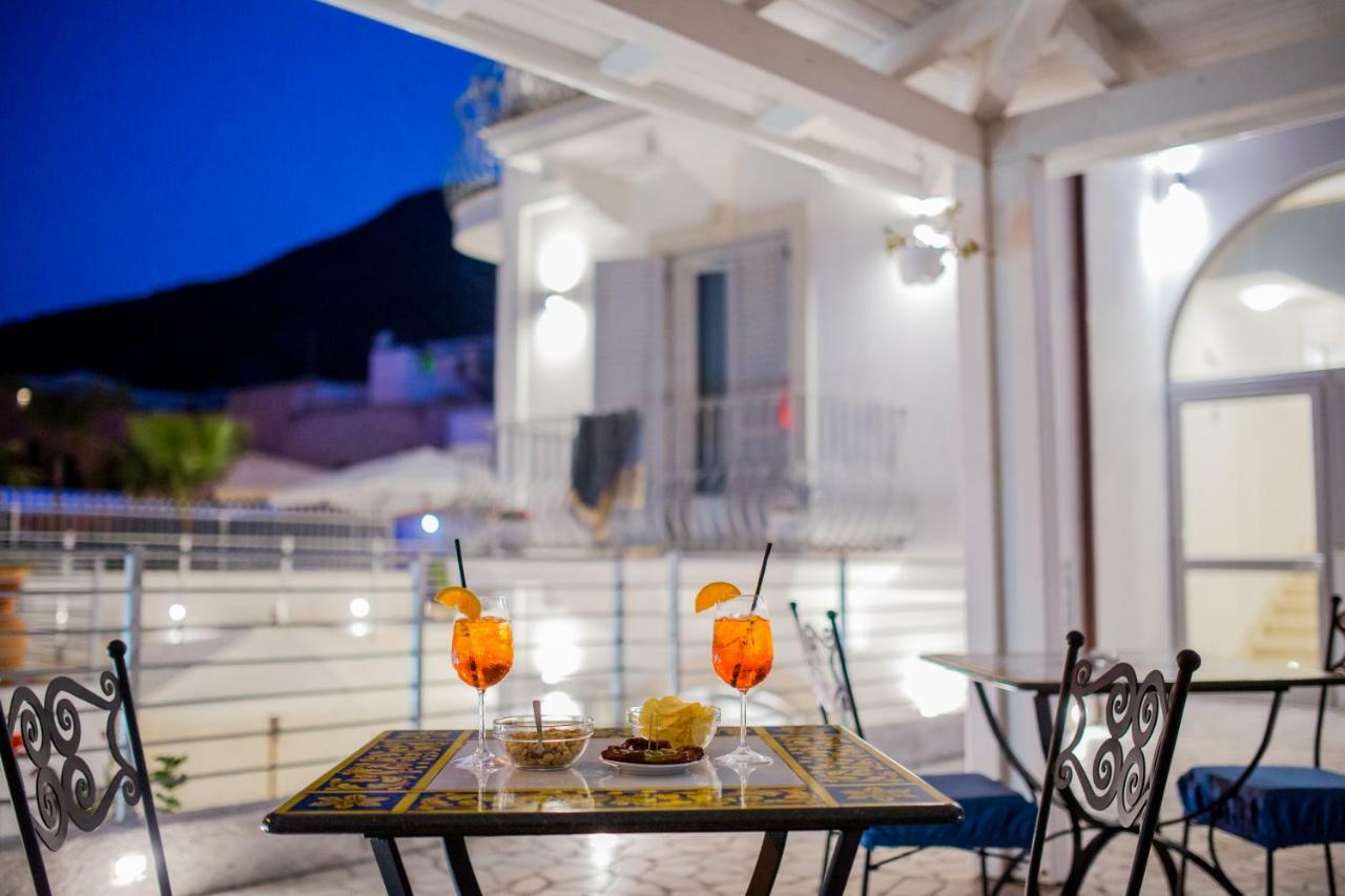 Odysseus Hotel Lipari  Eksteriør billede